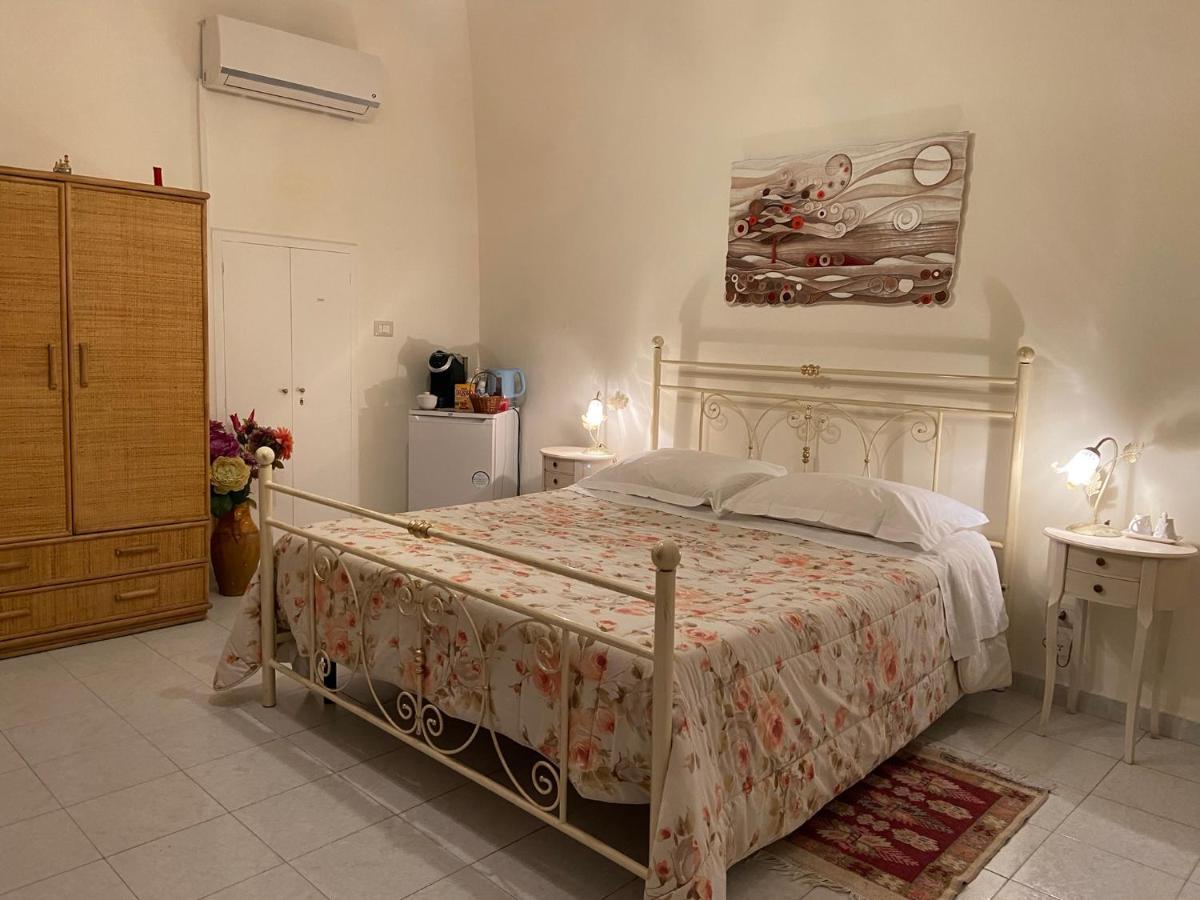 B&B Paradiso San Vincenzo Molfetta Buitenkant foto